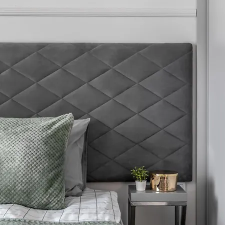 Urban Chic - Great Location- One Bedroom - Siedmiogrodzka 3