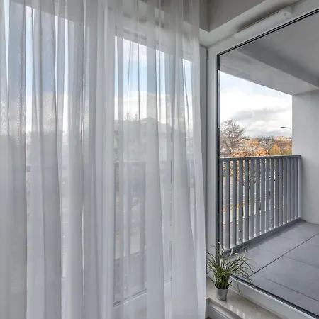 Urban Chic - Great Location- One Bedroom - Siedmiogrodzka 3 Warschau