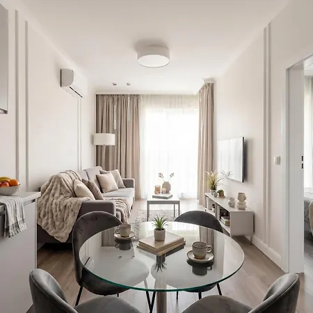 דירה Urban Chic - Great Location- One Bedroom - Siedmiogrodzka 3 *
