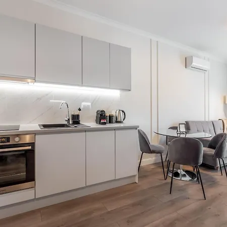 Urban Chic - Great Location- One Bedroom - Siedmiogrodzka 3 Appartamento *